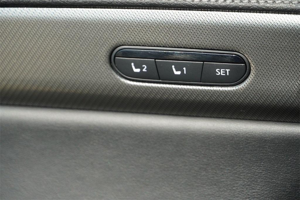 used 2025 INFINITI QX60 car, priced at $45,950