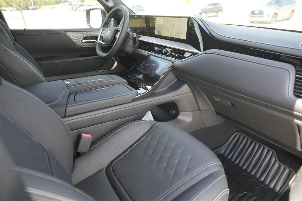 new 2025 INFINITI QX80 car, priced at $98,587