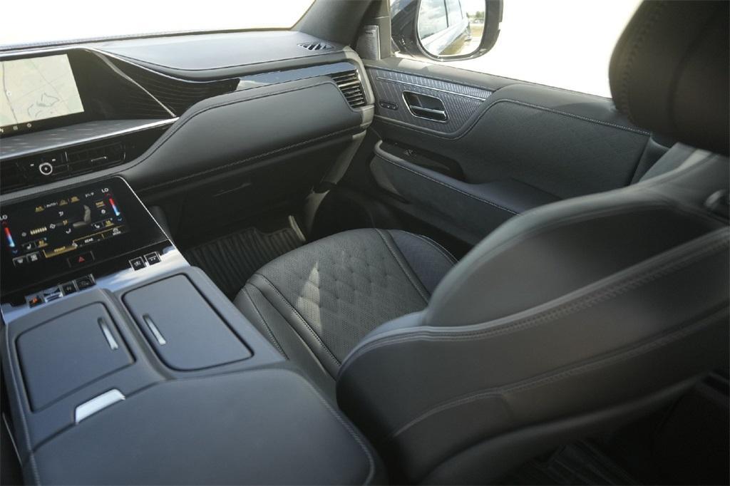 new 2025 INFINITI QX80 car, priced at $98,587