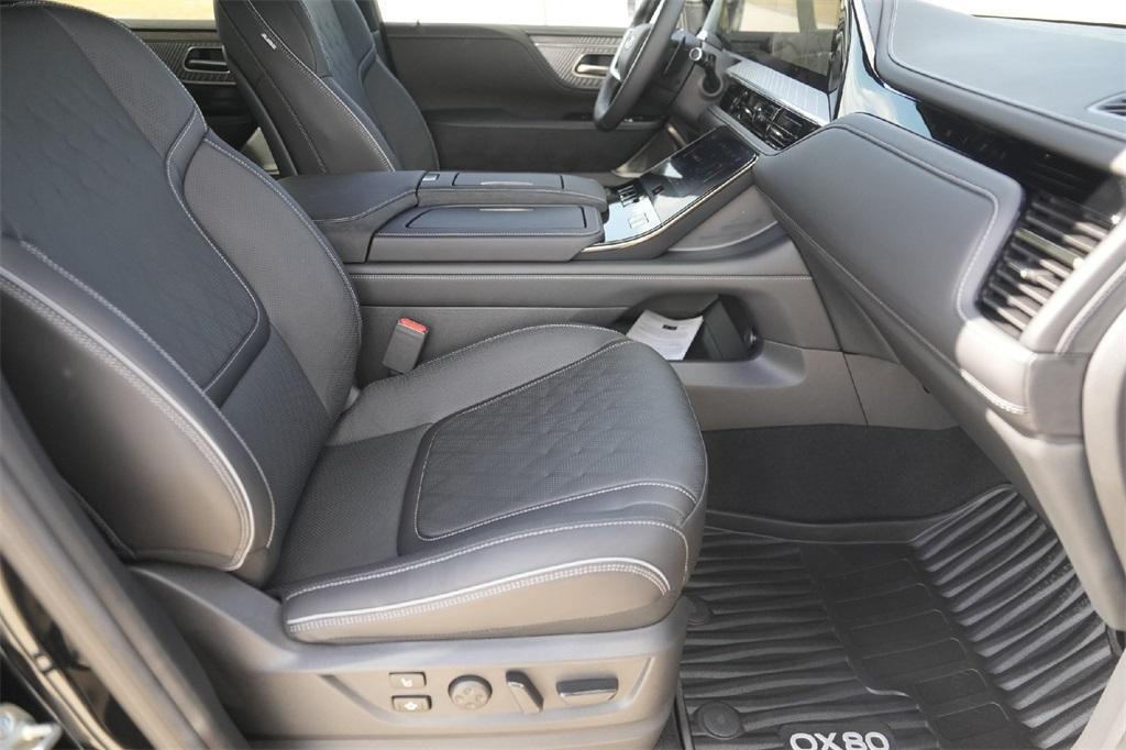 new 2025 INFINITI QX80 car, priced at $98,587