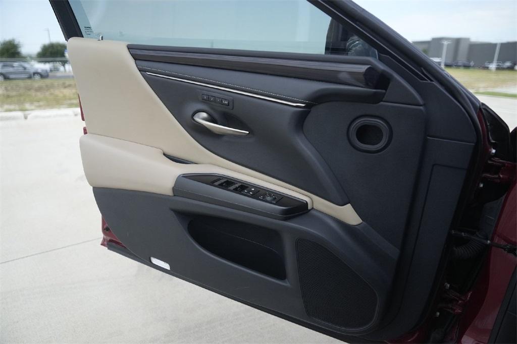 used 2019 Lexus ES 350 car, priced at $27,650