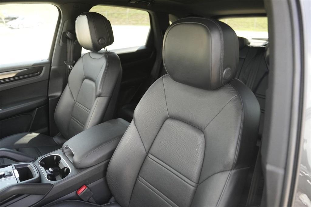 used 2022 Porsche Cayenne car, priced at $59,000