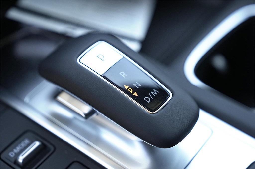 used 2025 INFINITI QX60 car, priced at $43,850