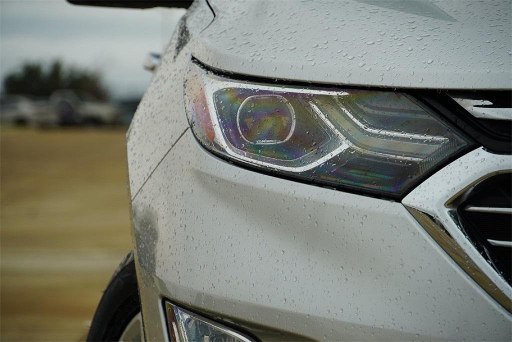 used 2021 Chevrolet Equinox car, priced at $18,800