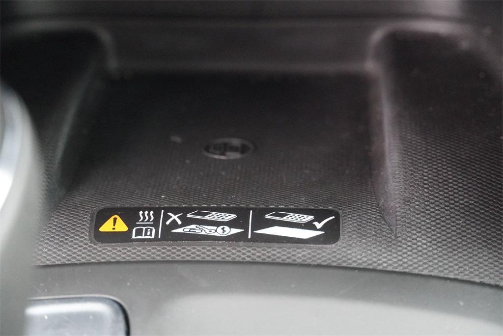 used 2021 Chevrolet Equinox car, priced at $18,800