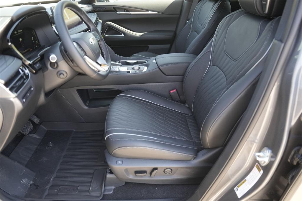 new 2026 INFINITI QX60 car, priced at $71,342