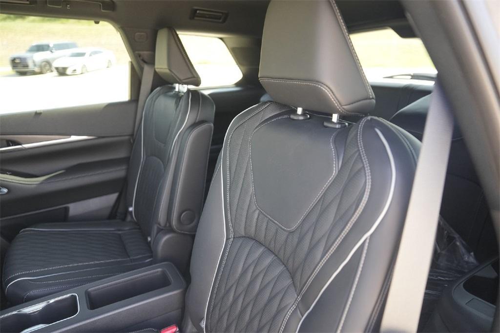 new 2026 INFINITI QX60 car, priced at $71,342