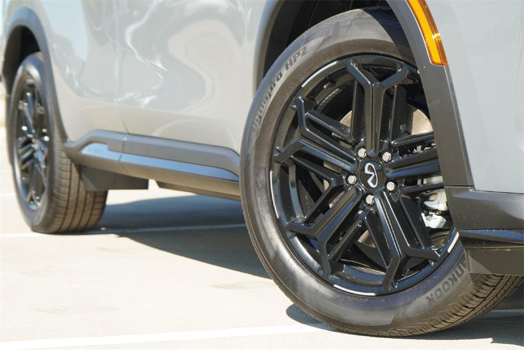 new 2026 INFINITI QX60 car, priced at $65,300