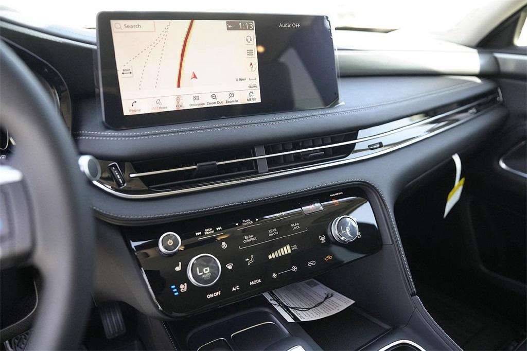 used 2025 INFINITI QX60 car, priced at $46,000