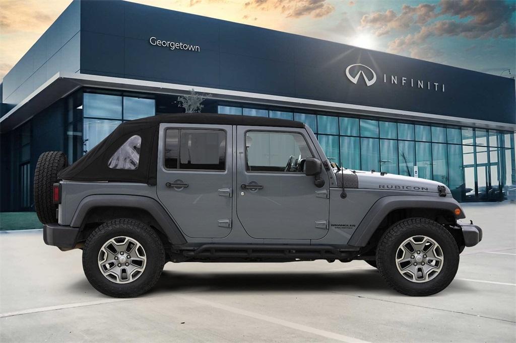 used 2015 Jeep Wrangler Unlimited car, priced at $21,500