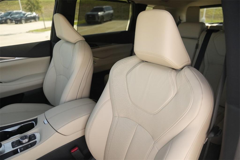 used 2025 INFINITI QX60 car, priced at $46,000