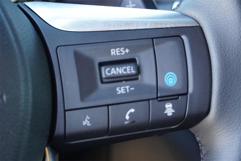 used 2025 INFINITI QX60 car, priced at $45,900