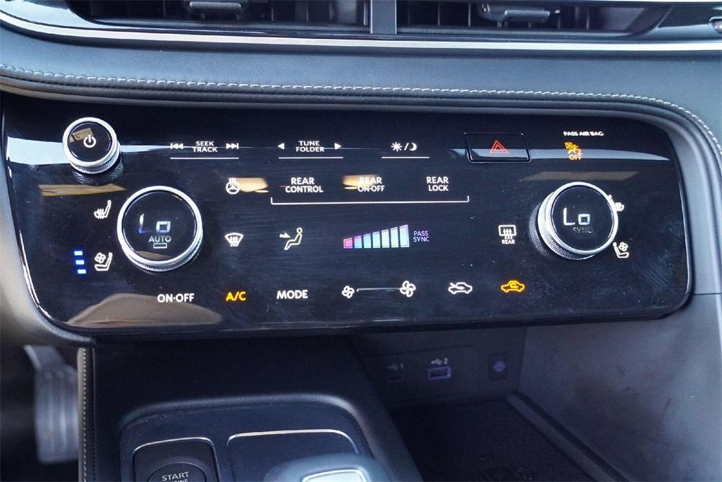 used 2025 INFINITI QX60 car, priced at $45,900