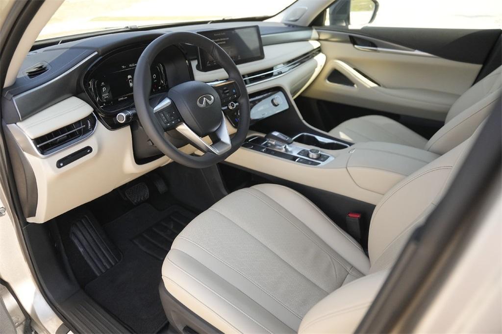 used 2024 INFINITI QX60 car, priced at $42,000