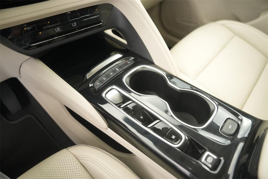 used 2023 Buick Envision car, priced at $27,700