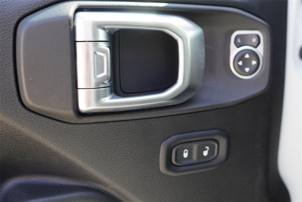 used 2022 Jeep Wrangler Unlimited car, priced at $39,950