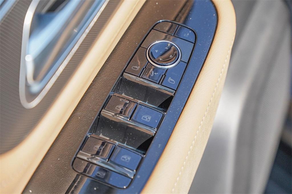 new 2026 INFINITI QX80 car, priced at $97,575