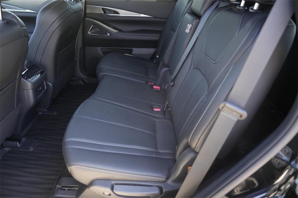 new 2025 INFINITI QX60 car, priced at $54,977