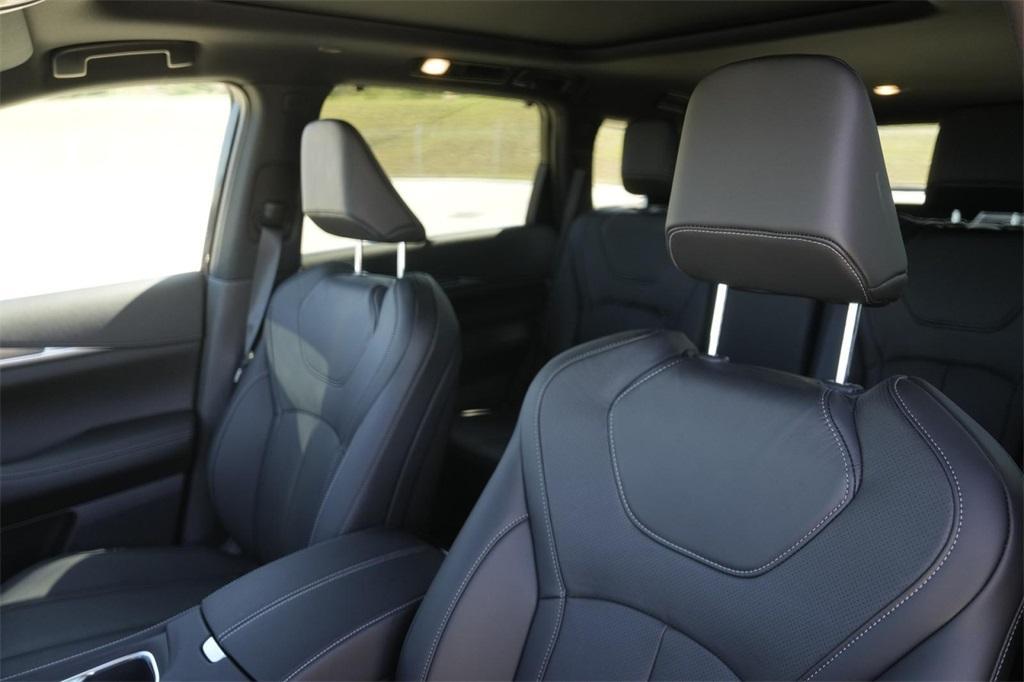 new 2025 INFINITI QX60 car, priced at $54,977