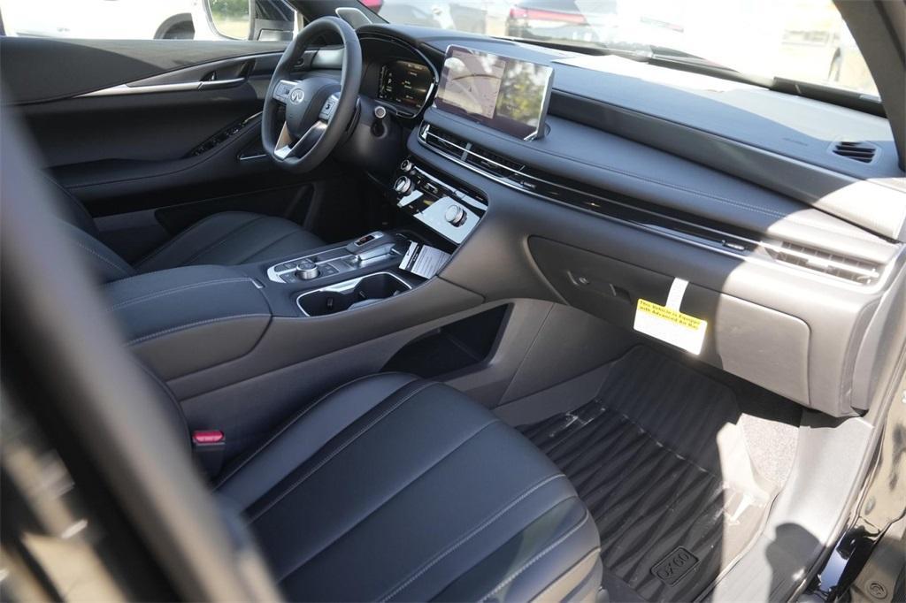 new 2025 INFINITI QX60 car, priced at $54,977