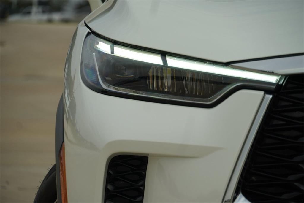 new 2025 INFINITI QX50 car, priced at $48,667