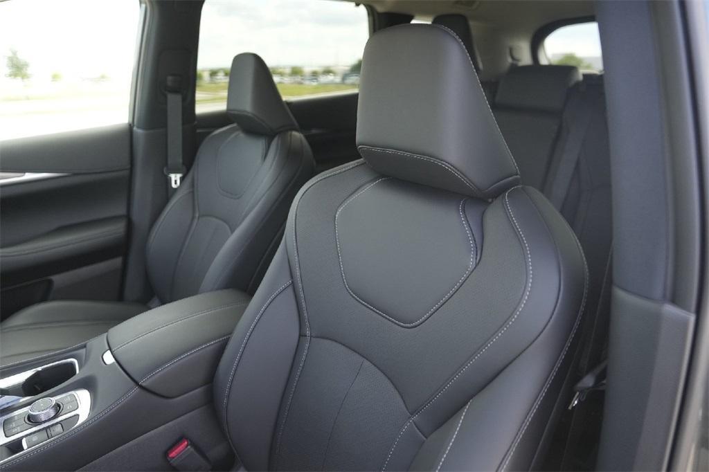 new 2026 INFINITI QX60 car, priced at $62,587