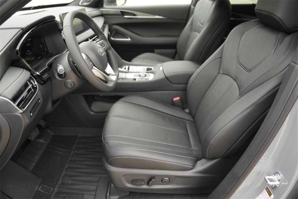 new 2025 INFINITI QX60 car, priced at $56,977