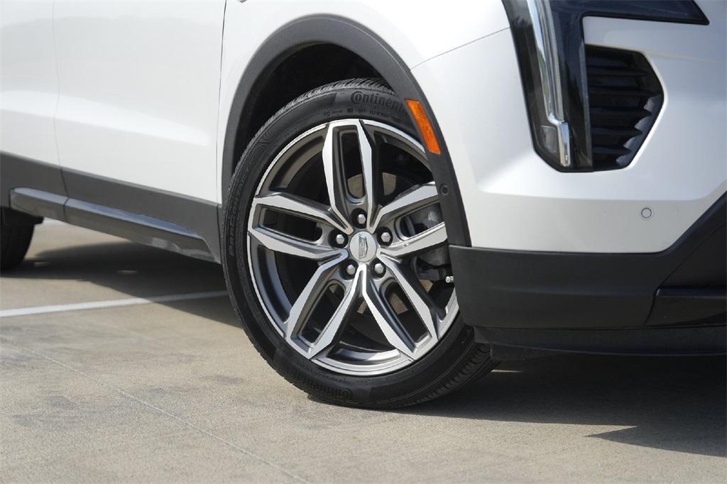 used 2022 Cadillac XT4 car, priced at $28,250