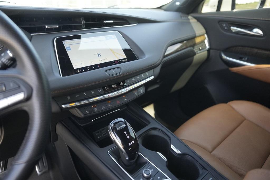 used 2022 Cadillac XT4 car, priced at $28,250