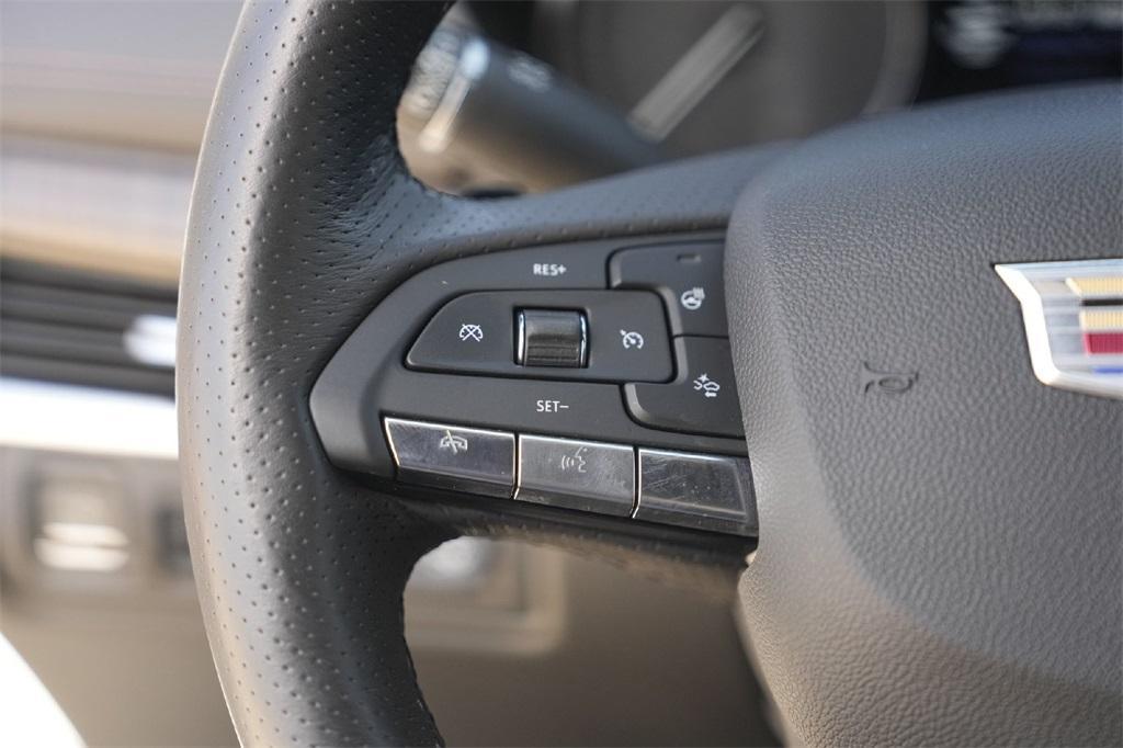 used 2022 Cadillac XT4 car, priced at $28,250