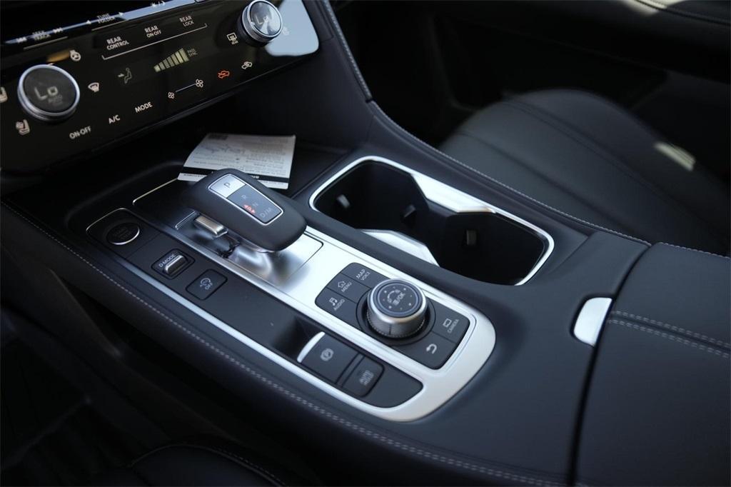 new 2025 INFINITI QX60 car, priced at $55,667