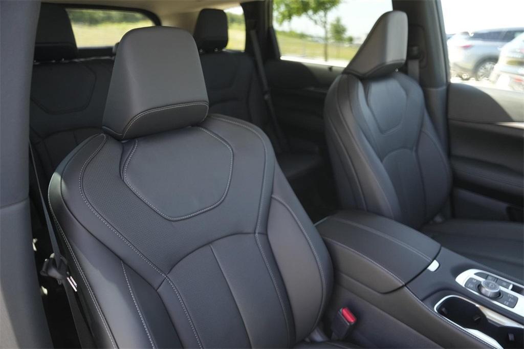 new 2025 INFINITI QX60 car, priced at $55,667