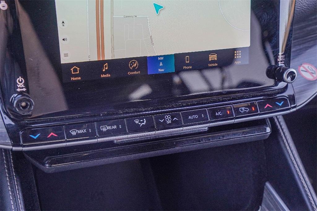 used 2024 Jeep Wagoneer car, priced at $41,600