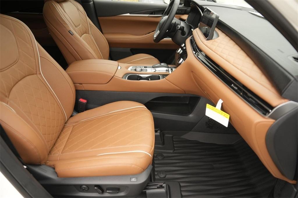 new 2025 INFINITI QX60 car, priced at $61,547