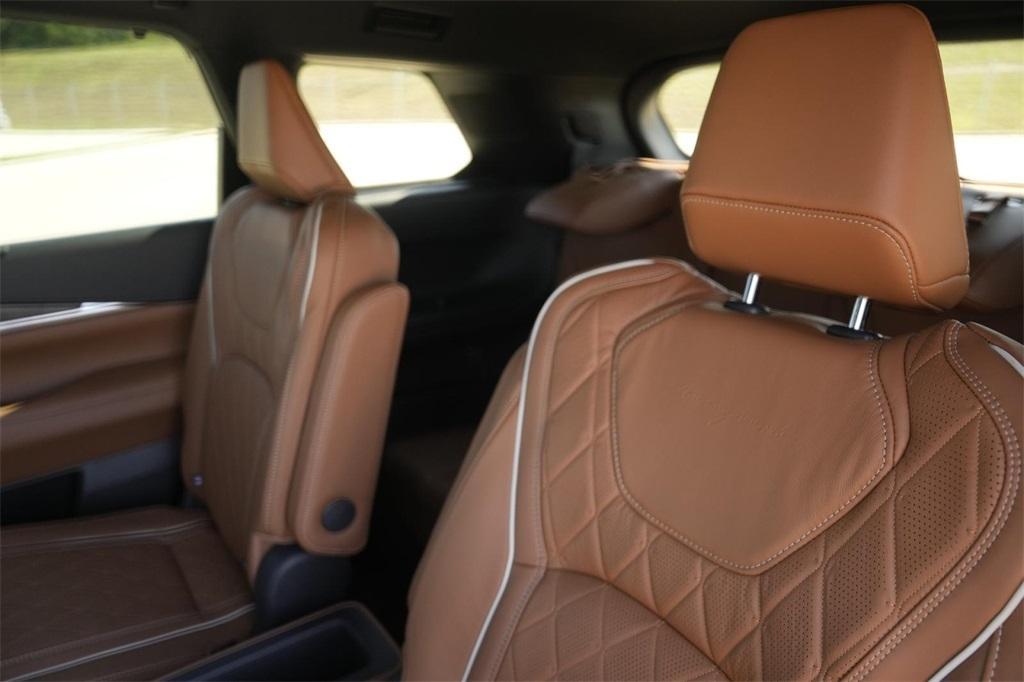 new 2025 INFINITI QX60 car, priced at $61,547