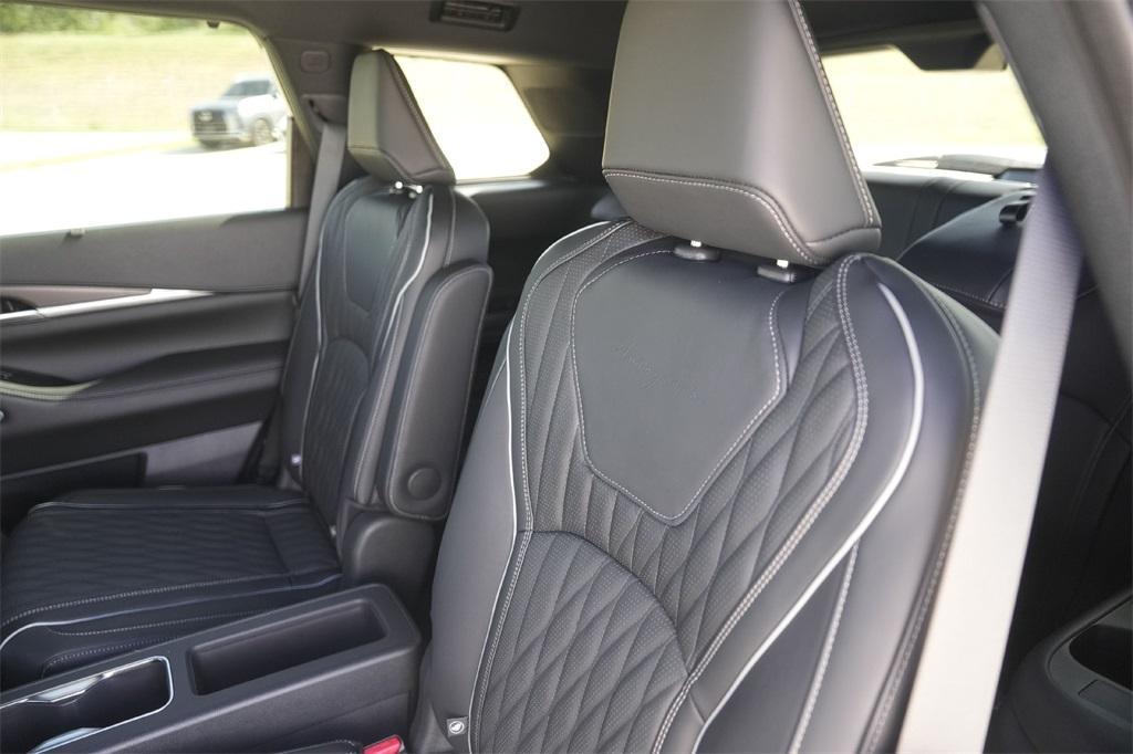 new 2026 INFINITI QX60 car, priced at $70,197