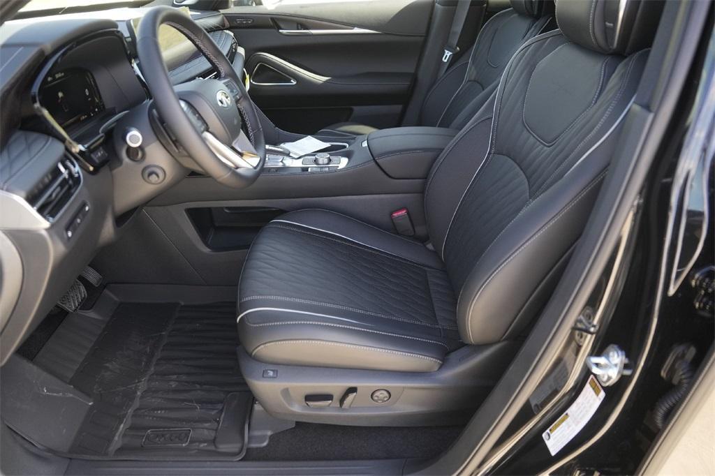 new 2026 INFINITI QX60 car, priced at $70,197