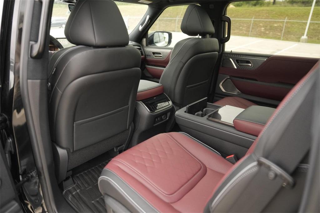 new 2025 INFINITI QX80 car, priced at $116,842