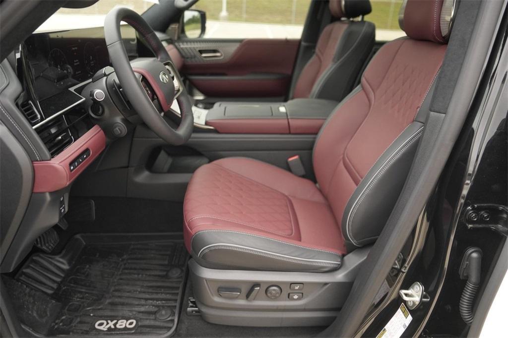 new 2025 INFINITI QX80 car, priced at $116,842