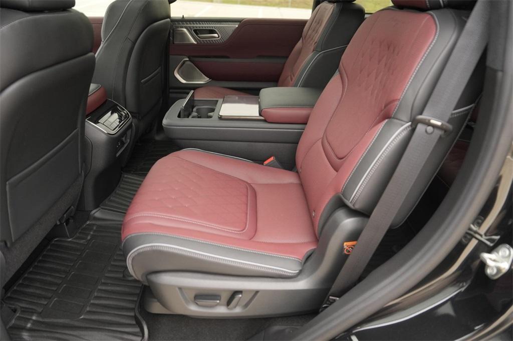 new 2025 INFINITI QX80 car, priced at $116,842