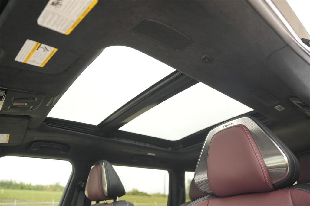 new 2025 INFINITI QX80 car, priced at $116,842