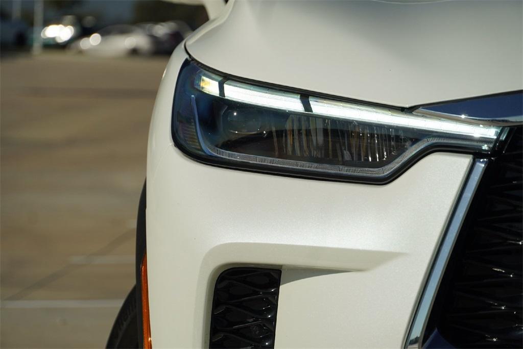 used 2025 INFINITI QX60 car, priced at $45,900