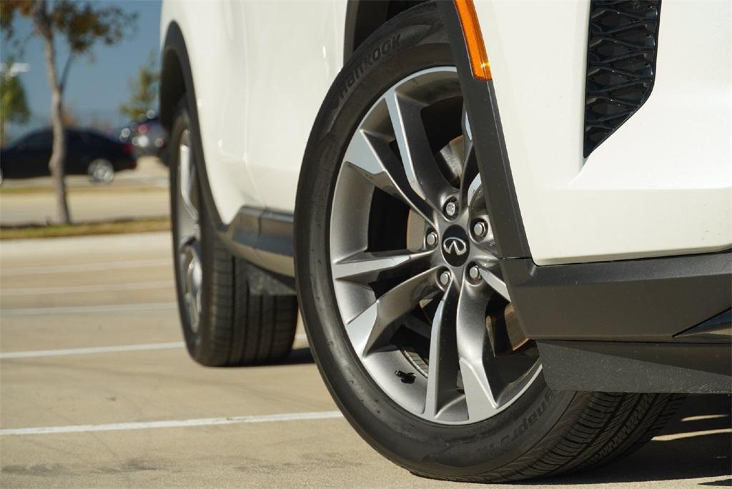 used 2025 INFINITI QX60 car, priced at $45,900