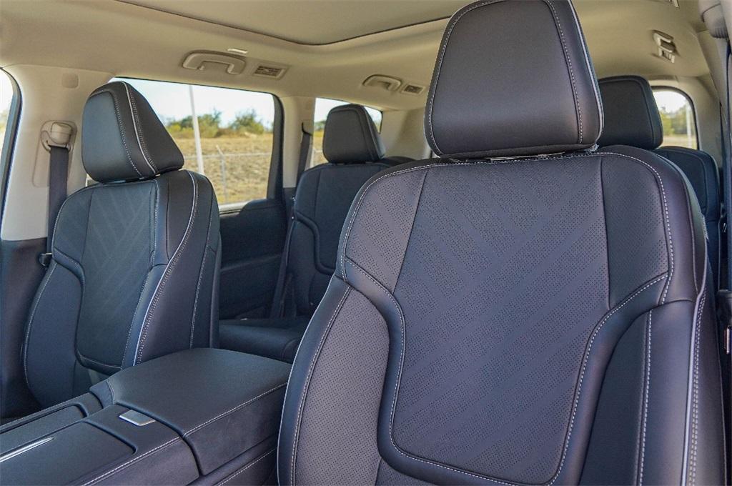 new 2026 INFINITI QX80 car, priced at $96,440