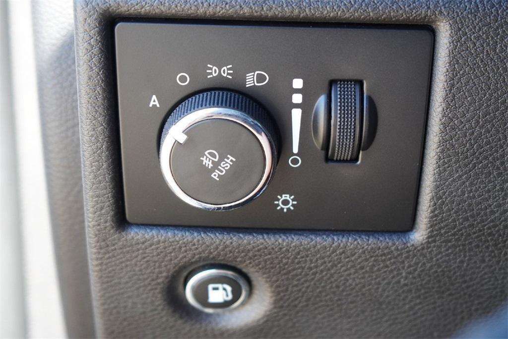 used 2018 Jeep Grand Cherokee car, priced at $19,200