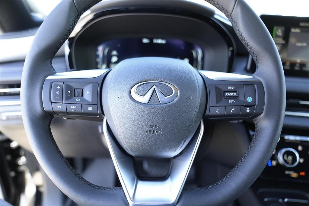 new 2025 INFINITI QX60 car, priced at $58,076