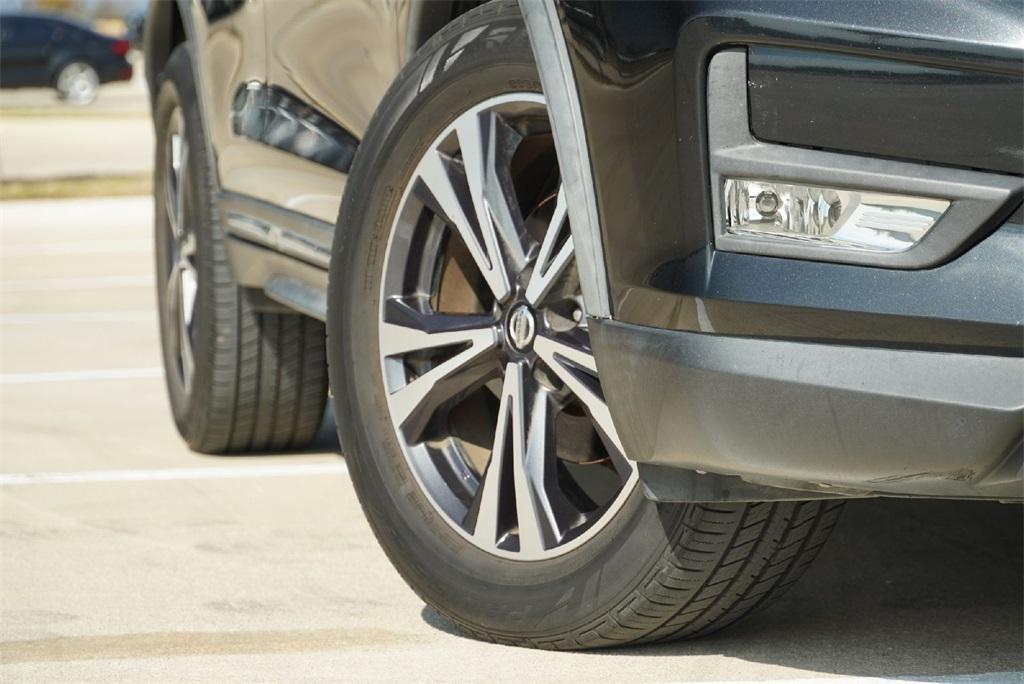 used 2018 Nissan Rogue car, priced at $12,950