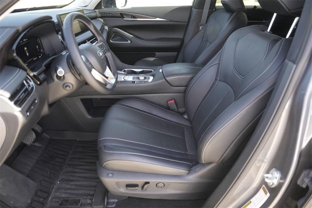 used 2023 INFINITI QX60 car, priced at $46,950
