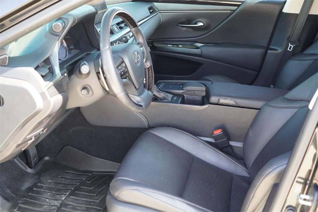 used 2020 Lexus ES 350 car, priced at $28,450