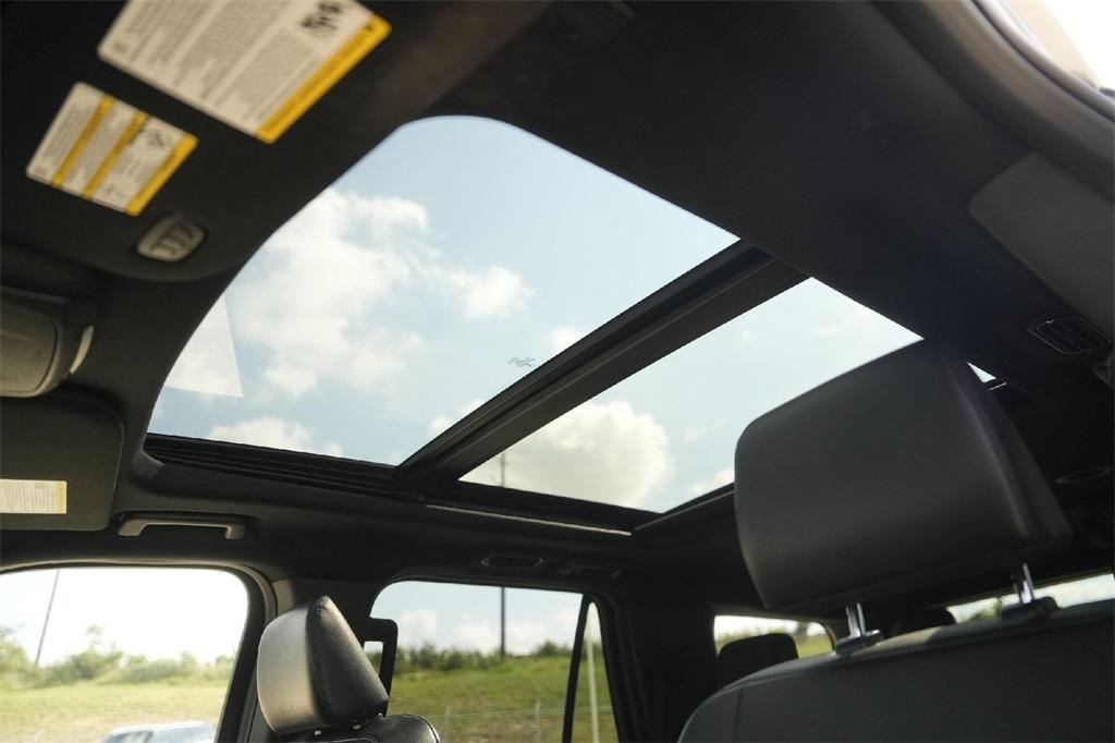 used 2021 Ford Expedition car, priced at $32,500